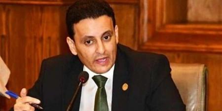 أحمد سمير يؤكد ضرورة ربط التعليم باحتياجات شركات التعهيد العالمية